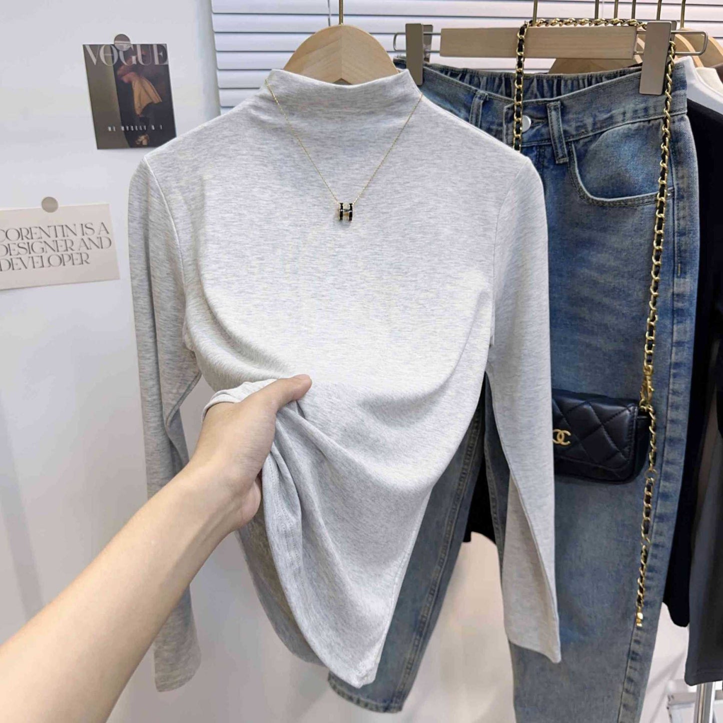 Semi-turtleneck bottoming shirt women's 2025 new autumn and winter inner threaded fashionable foreign style long-sleeved knitted beautiful top