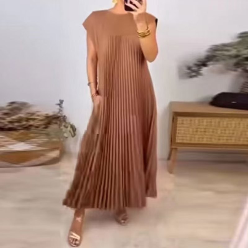 2025 new holiday style Amazon cross-border fashion round neck sleeveless pleated dress women's long dress