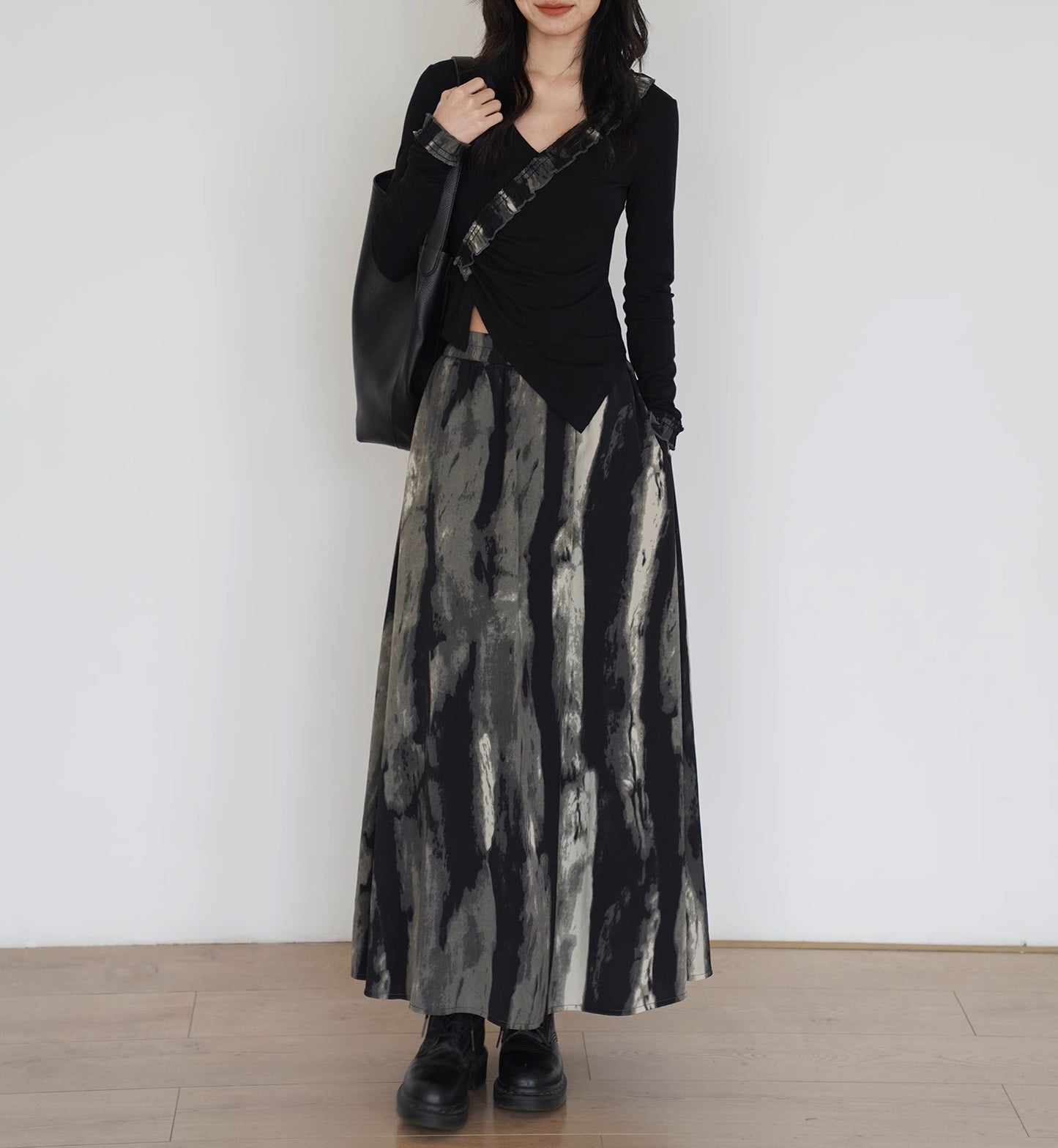 EM August, new Chinese tie-dye loose skirt women's autumn new French two-piece top skirt set