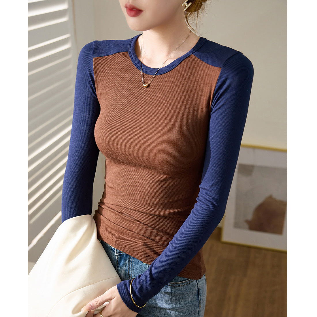 High-quality elastic threaded cotton retro color matching long-sleeved t-shirt women's 2026 autumn and winter new slim-fitting inner top bottoming shirt