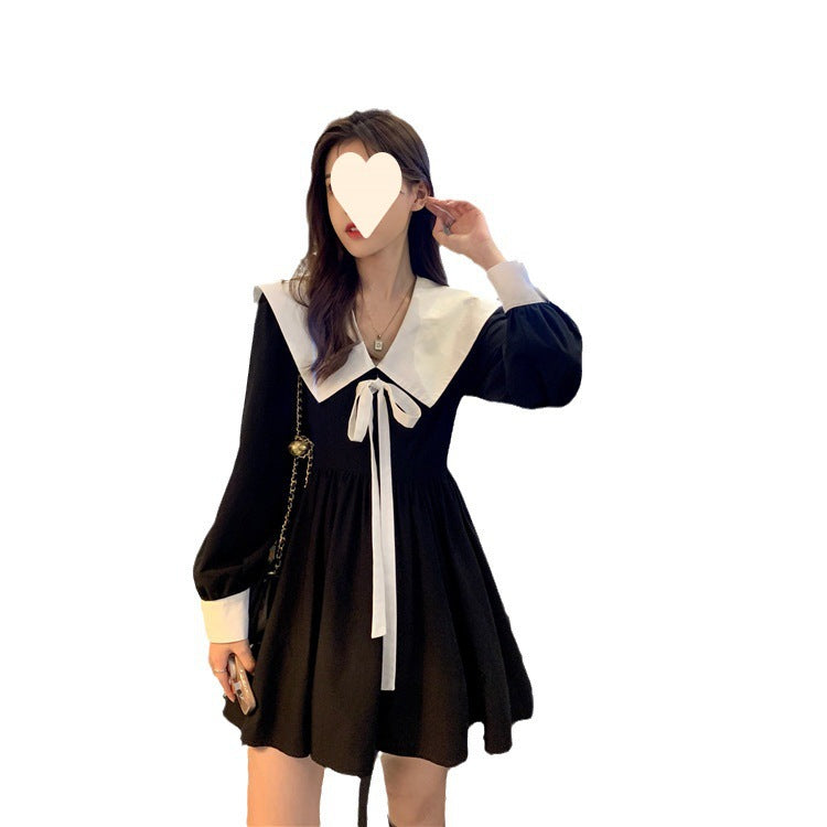 Navy collar sweet contrasting color age-reducing dress 2026 autumn new lace-up waist thin meat cover small black dress