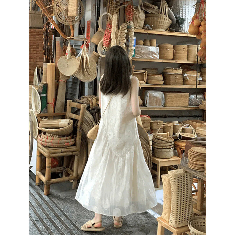 2025 new French solid color sleeveless vest dress women's summer niche design apricot dress