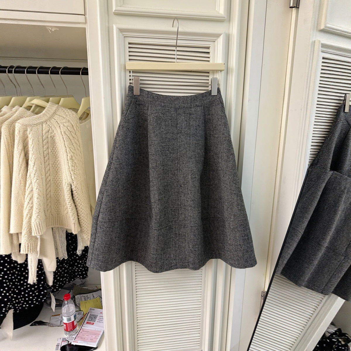 Grey woolen bud skirt women's autumn and winter miu wear with high waist and thin pear-shaped Berkeley skirt
