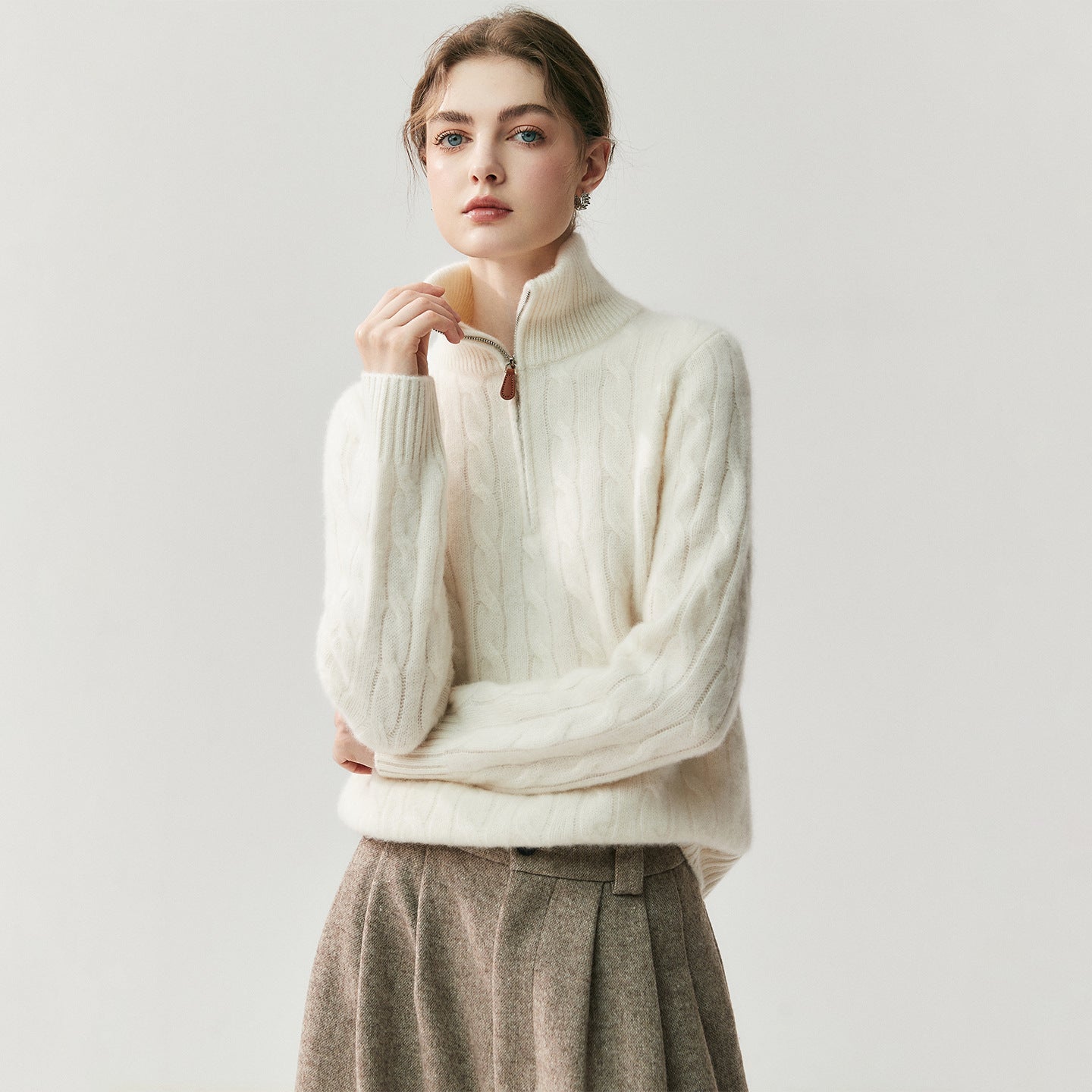 Old money style autumn and winter thickened cashmere sweater women's half zipper turtleneck loose pullover wool knitwear as a base