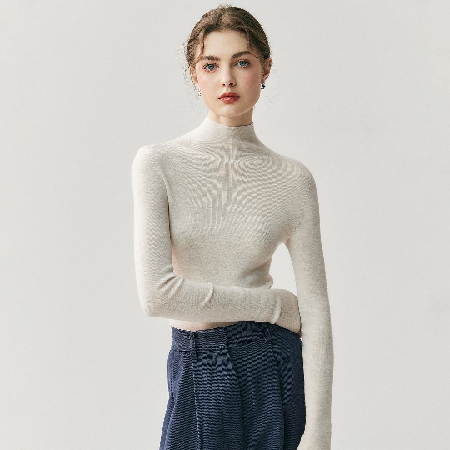 Machine washable Yangtze worsted wool sweater women's thin semi-turtleneck slim-fit sweater autumn and winter high-end knitted bottoming shirt