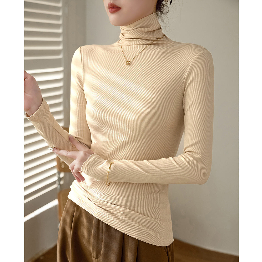 Fleece and thin close-fitting warm turtleneck bottoming shirt for women's 2026 autumn and winter new autumn clothes long-sleeved T-shirt top to wear outside