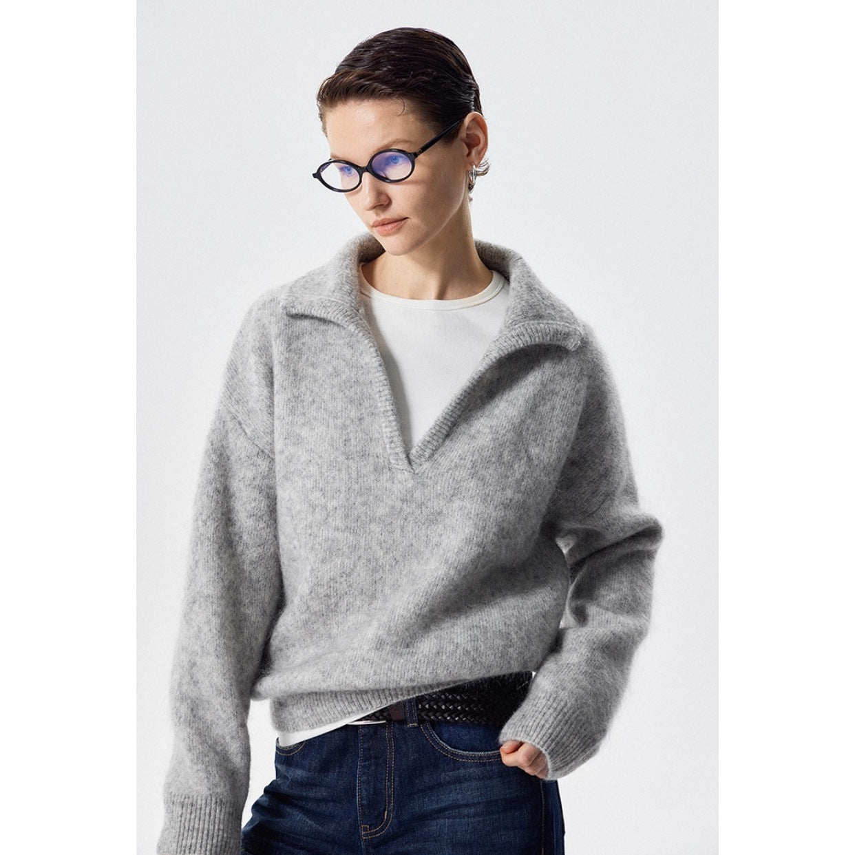 THORNSUARA Lazy casual profile V-lapel knitted sweater mohair pullover long-sleeved sweater women
