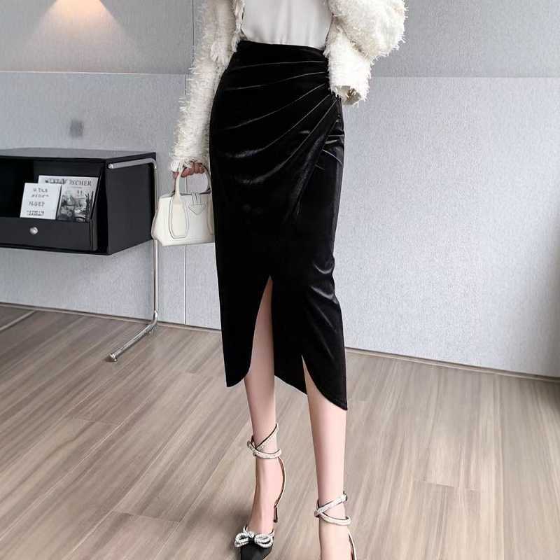 Golden velvet skirt women's 2024 autumn new high waist split one-step hip skirt medium and long autumn skirt