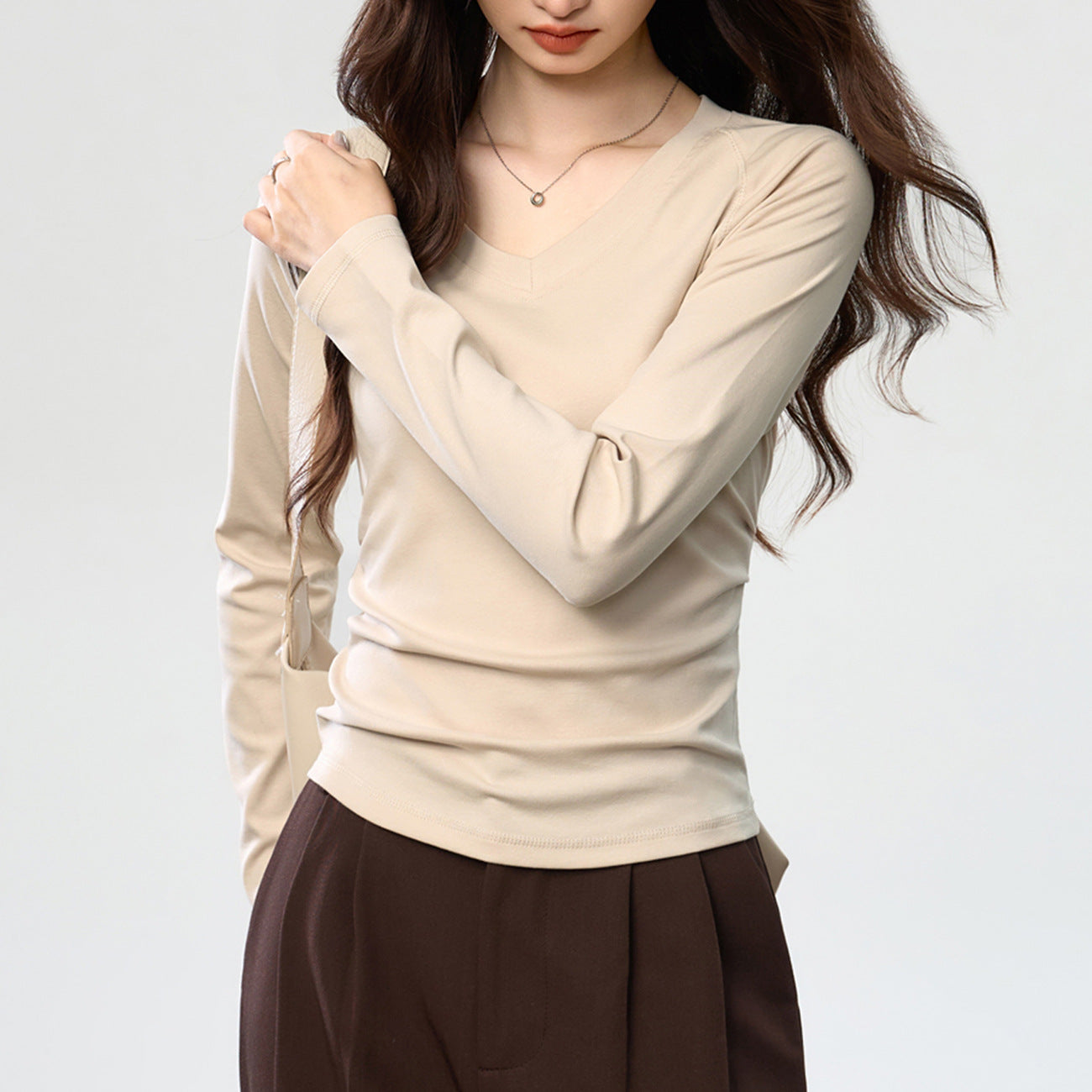 #Combed pure cotton #Bright line design sense shoulder sleeves V-neck T-shirt women's long sleeves wrinkled waist thin early autumn top