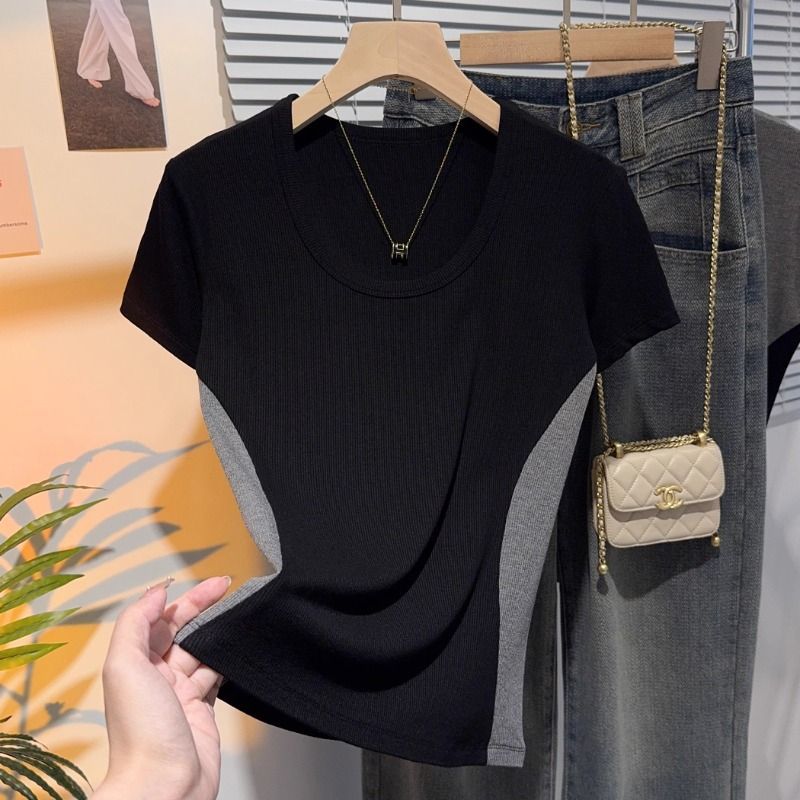 Unique design, beautiful u-neck top, women's 2025 new summer explosion, high-end sense and thin color matching short-sleeved t-shirt