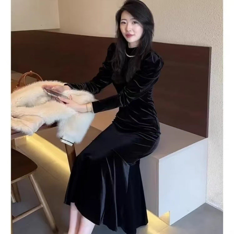 2026 autumn/winter new primed French temperament high-end figure black Korean velvet dress for women