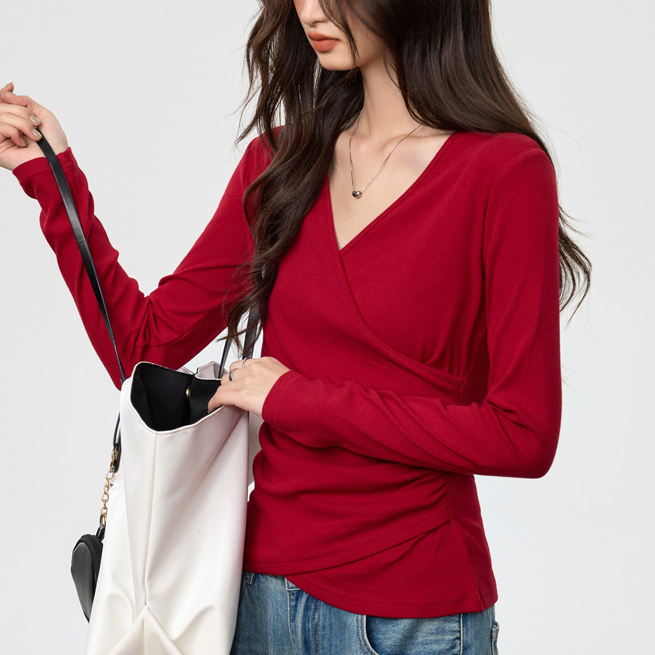 260G Youke silk, high-end design pleated waist, foreign style V-neck front shoulder long-sleeved T-shirt, women's autumn new top