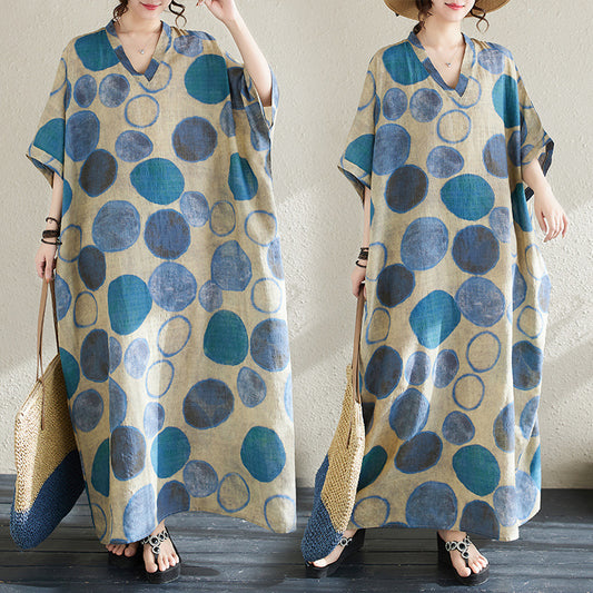 The real shot of the new summer of 2024 is a holiday style travel V-neck retro long dress covering the meat cotton and linen dress for women