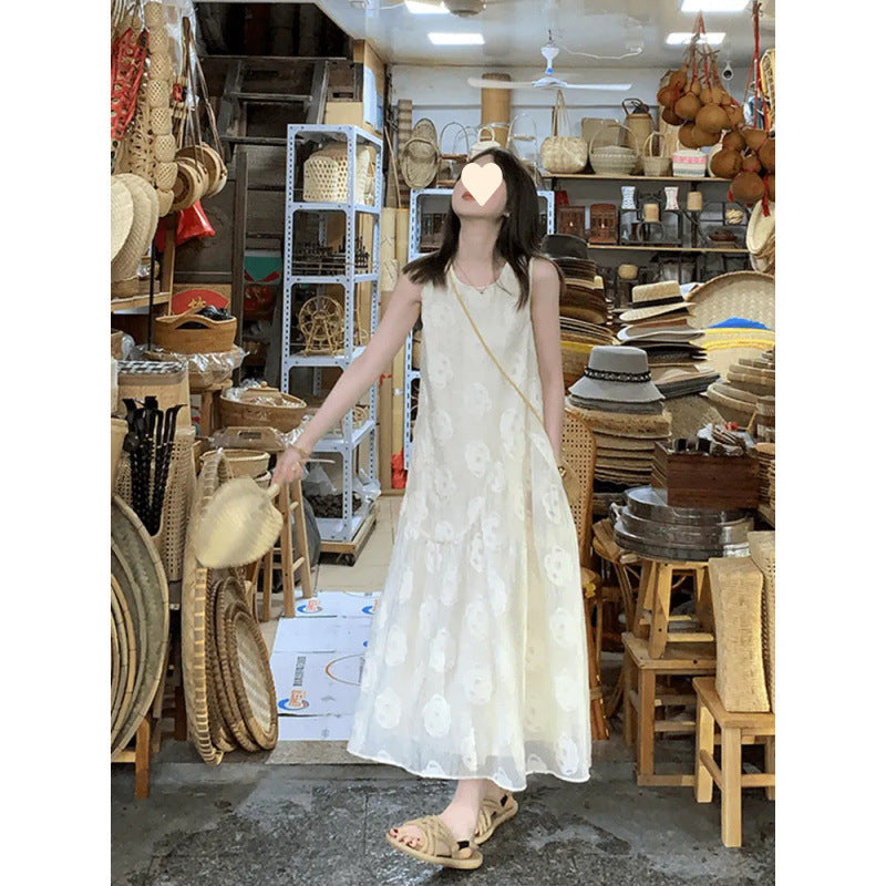 2025 new French solid color sleeveless vest dress women's summer niche design apricot dress