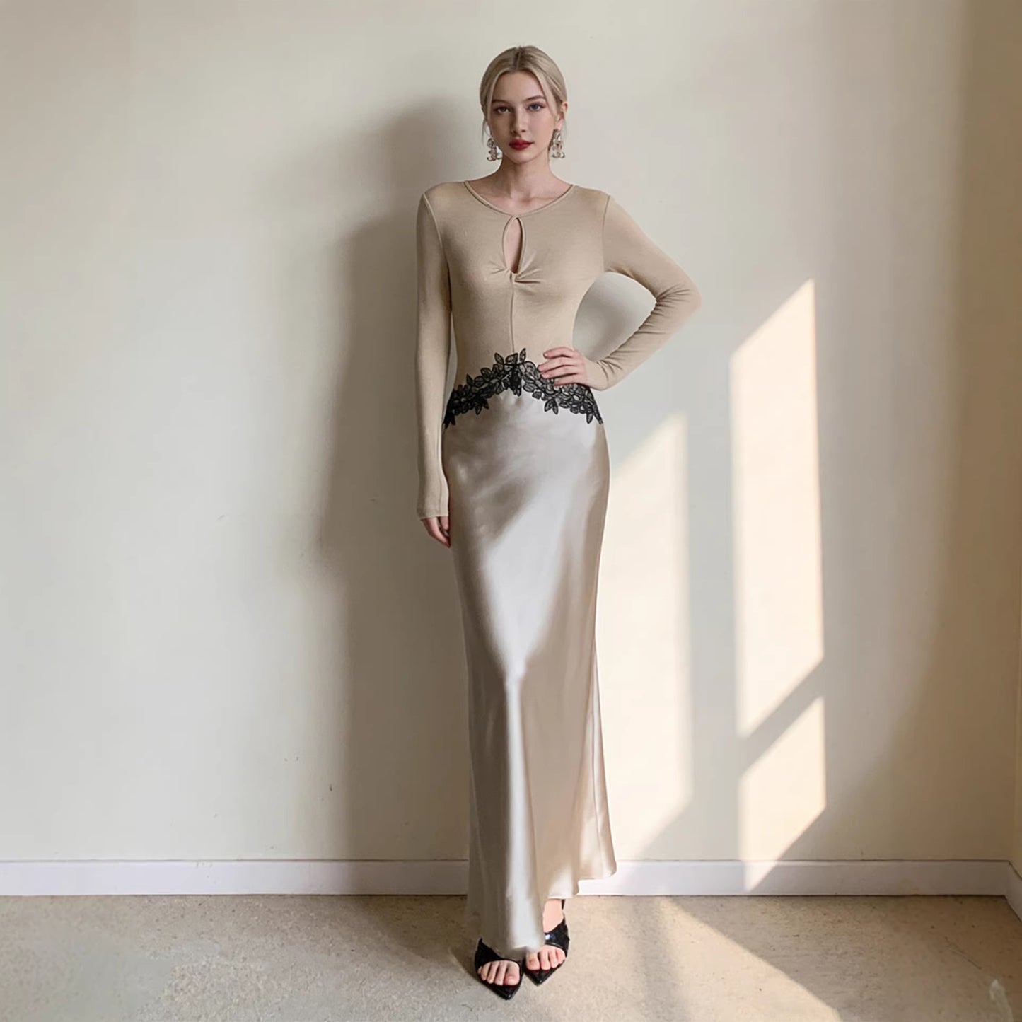 Haute couture new waist embroidered lace splicing imported acetic acid holiday banquet design round neck long sleeve dress