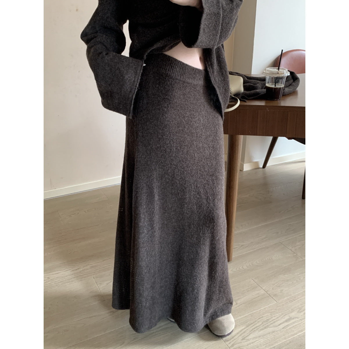 Knitted skirt women's 2025 autumn and winter high waist and thin casual versatile and thin drape long a-shaped skirt