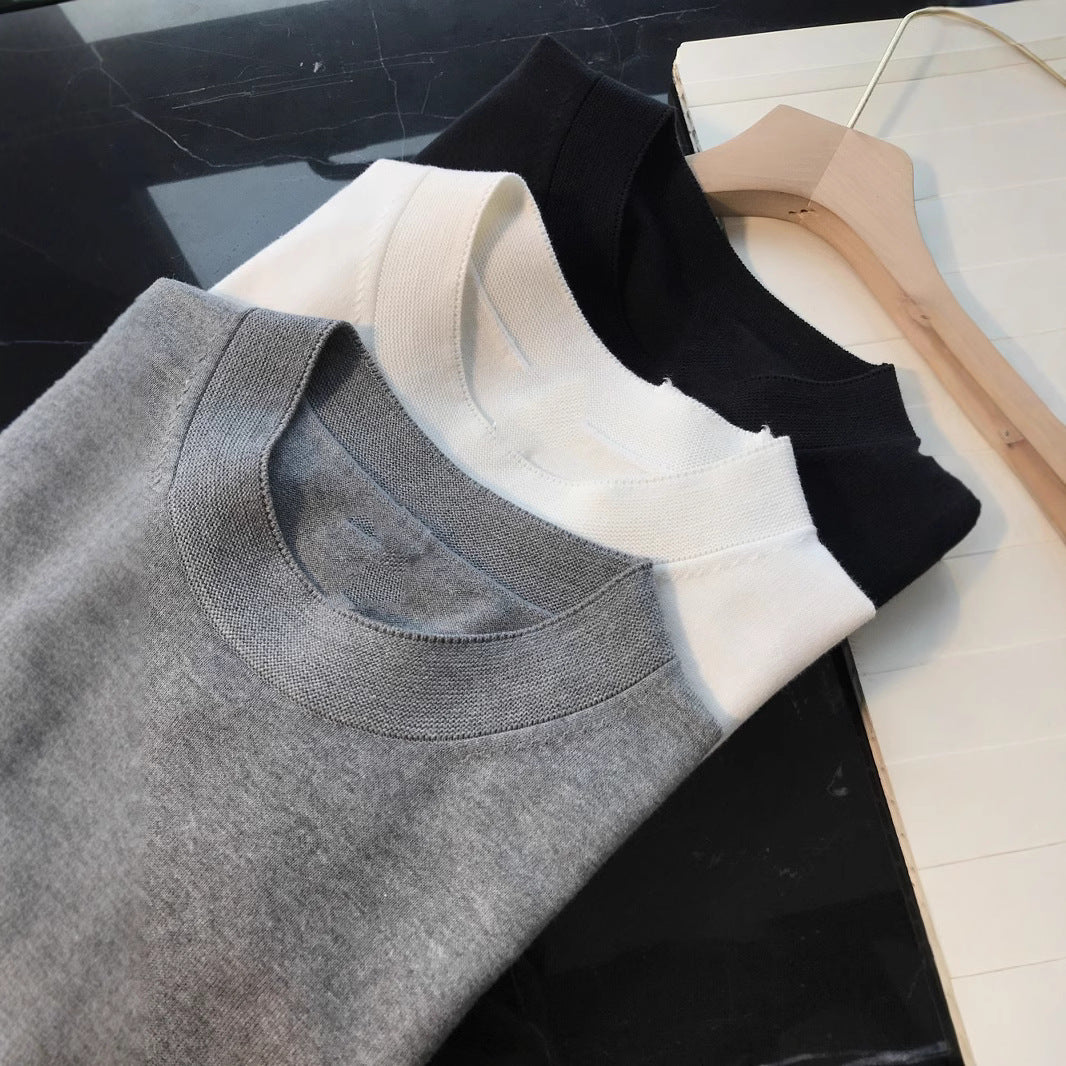 Too great value ~ Nordic niche! Simple and stylish, basic half-height round neck, slimming solid color short-sleeved knitted T-shirt