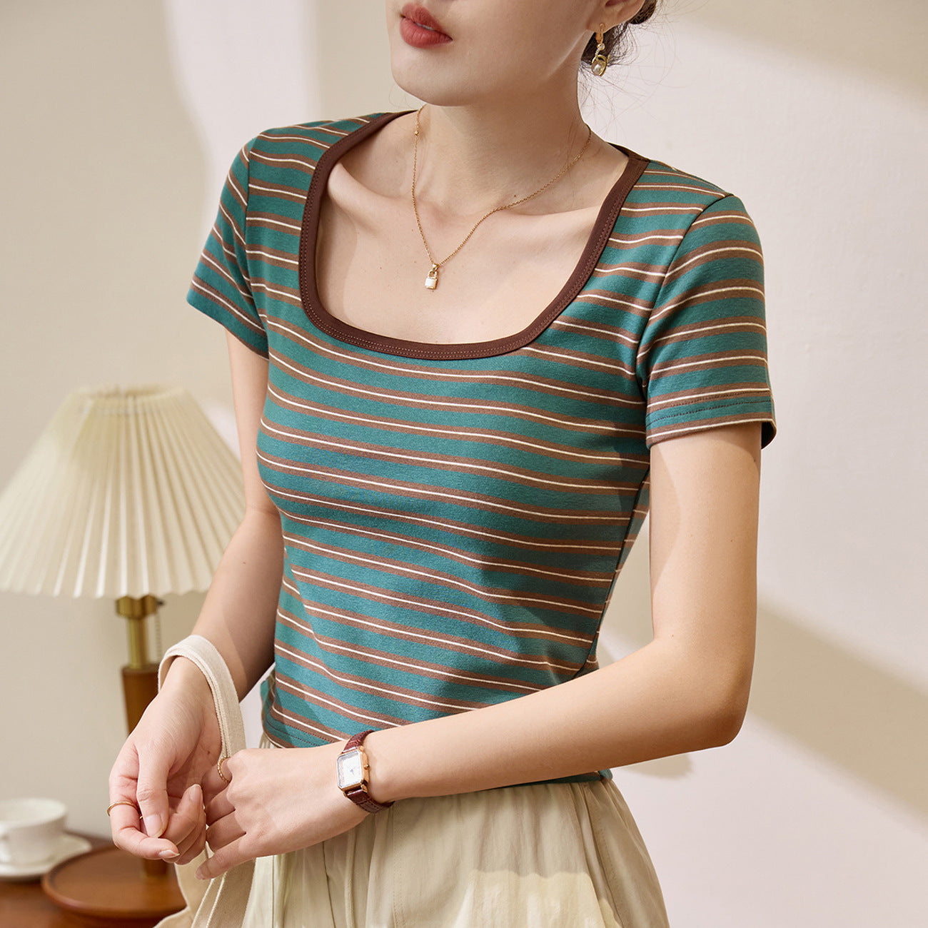 Combed cotton retro U-neck striped short-sleeved T-shirt women's summer new clavicle slim and thin short versatile top
