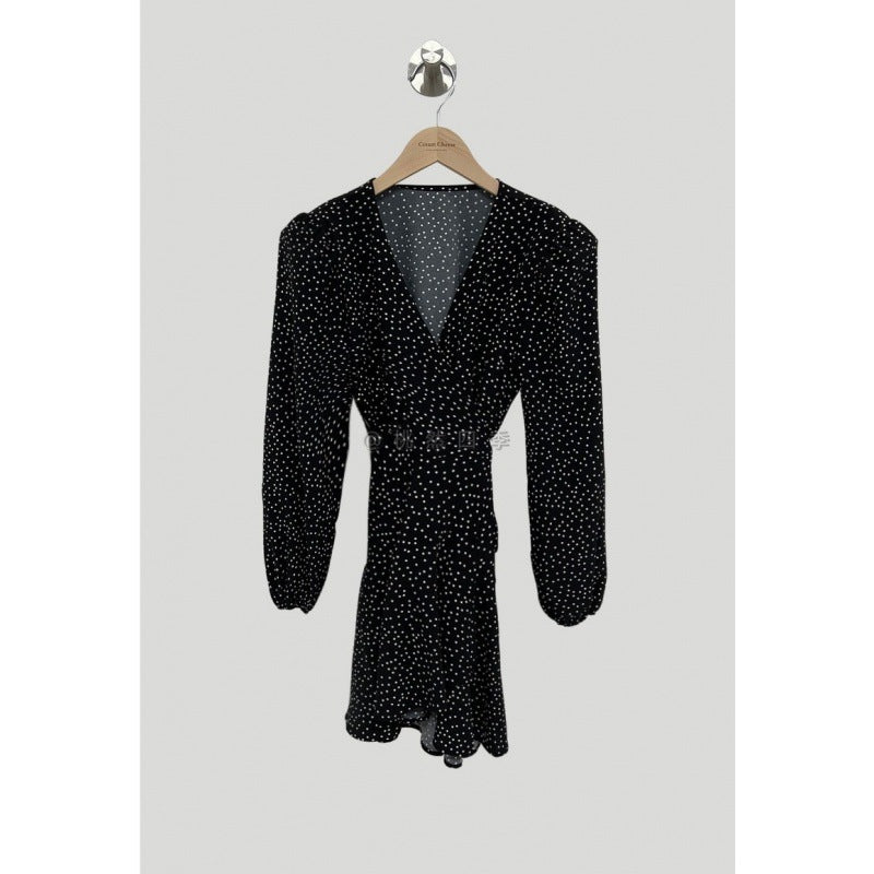 French polka dot V-neck long-sleeved dress, women's one-piece belt, spring and autumn suit, small short skirt