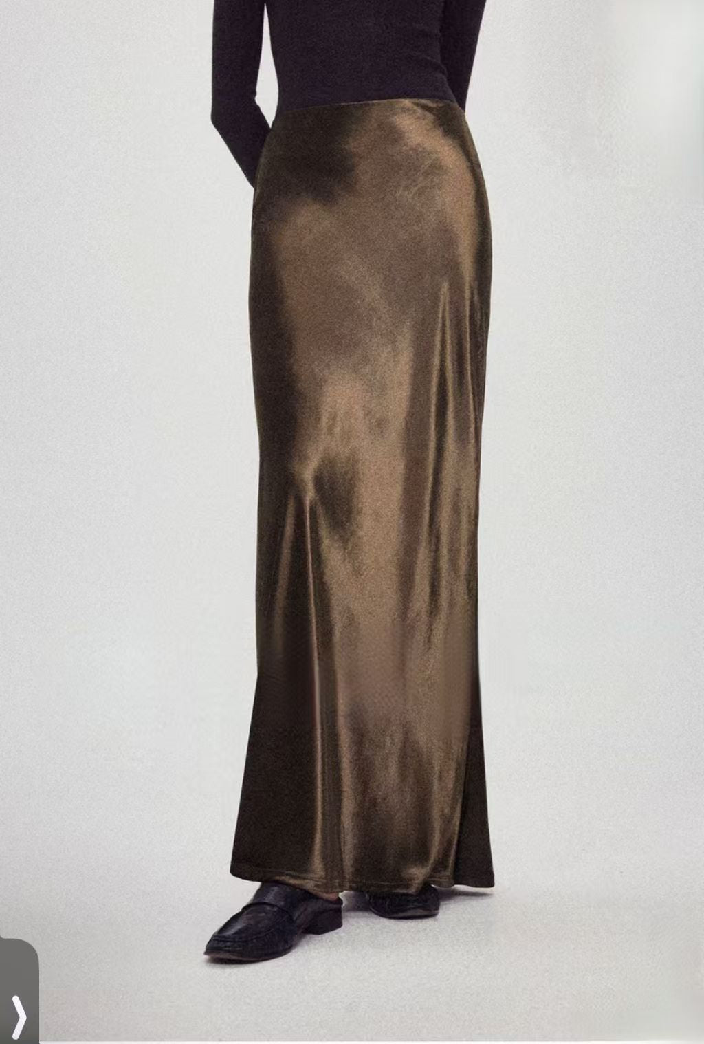 Velvet skirt women's autumn and winter high-end minimalist gloss H-shaped straight A-shaped retro long skirt skirt