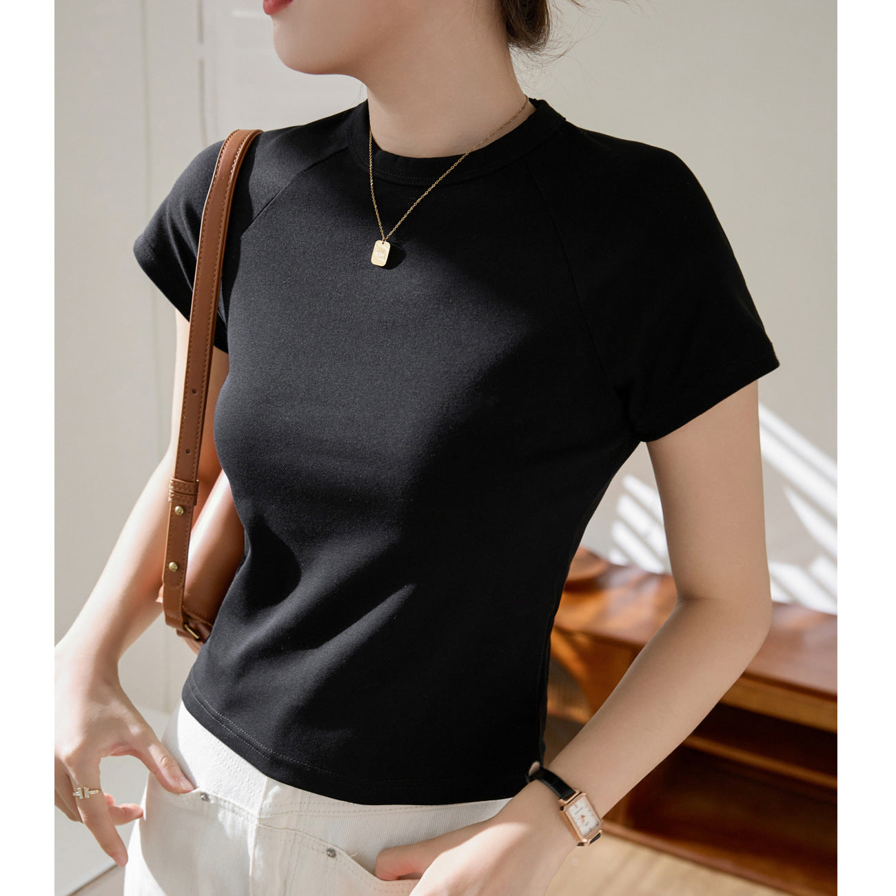 [Use good materials] Pure cotton high-waisted short T-shirt women's summer 2026 new round neck shoulder top short-sleeved bottoming shirt