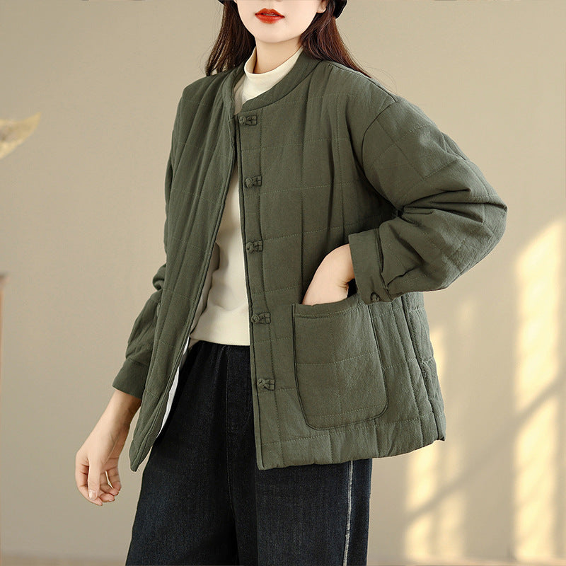 In the winter of 2025, the new padded jacket padded clothing is literary, loose and casual, personalized women's short padded clothing women