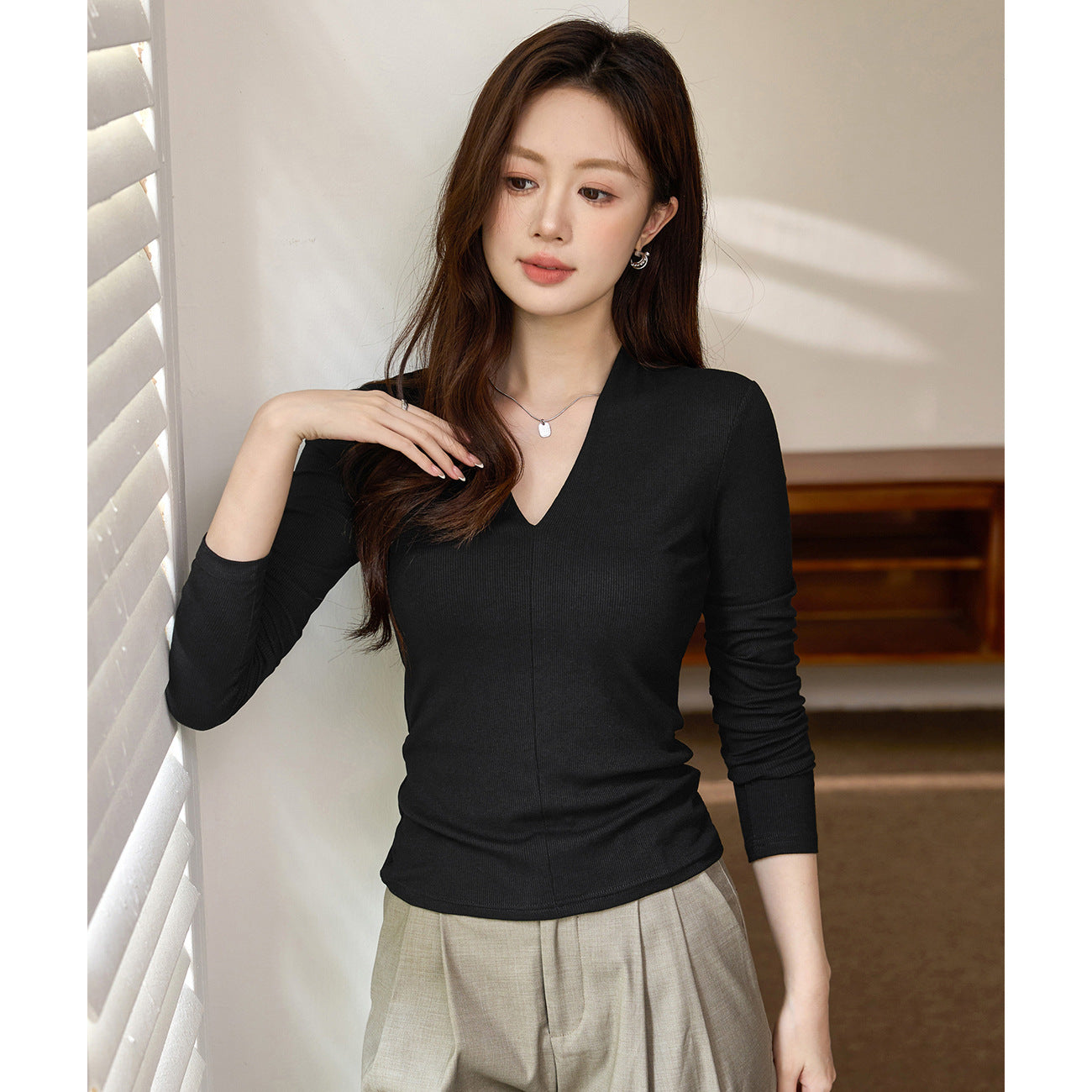 #Excellent choice #Temperament deep V-neck T-shirt women's long-sleeved 2026 autumn new slim-fitting and thin bottoming shirt top