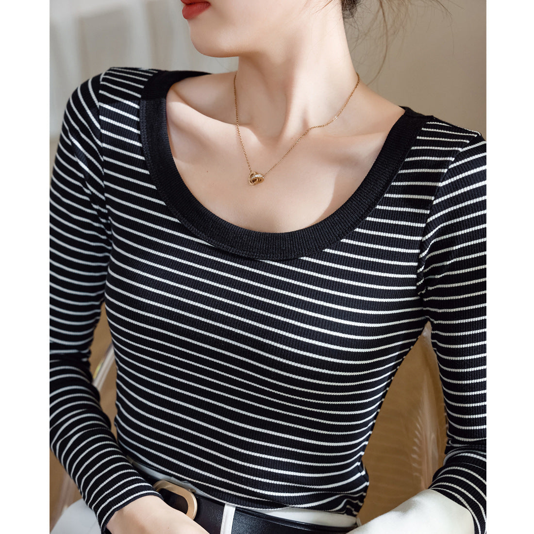 Selection of pure cotton striped T-shirt women's long-sleeved 2026 autumn and winter new round neck front shoulder top slim-fitting and thin bottoming shirt