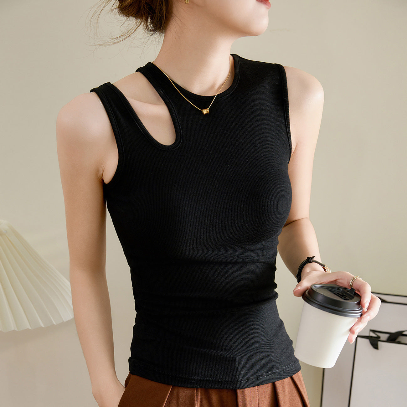 [Selection of good materials] American design sense hollow vest women's summer 2026 new high elastic threaded cotton tight T-shirt