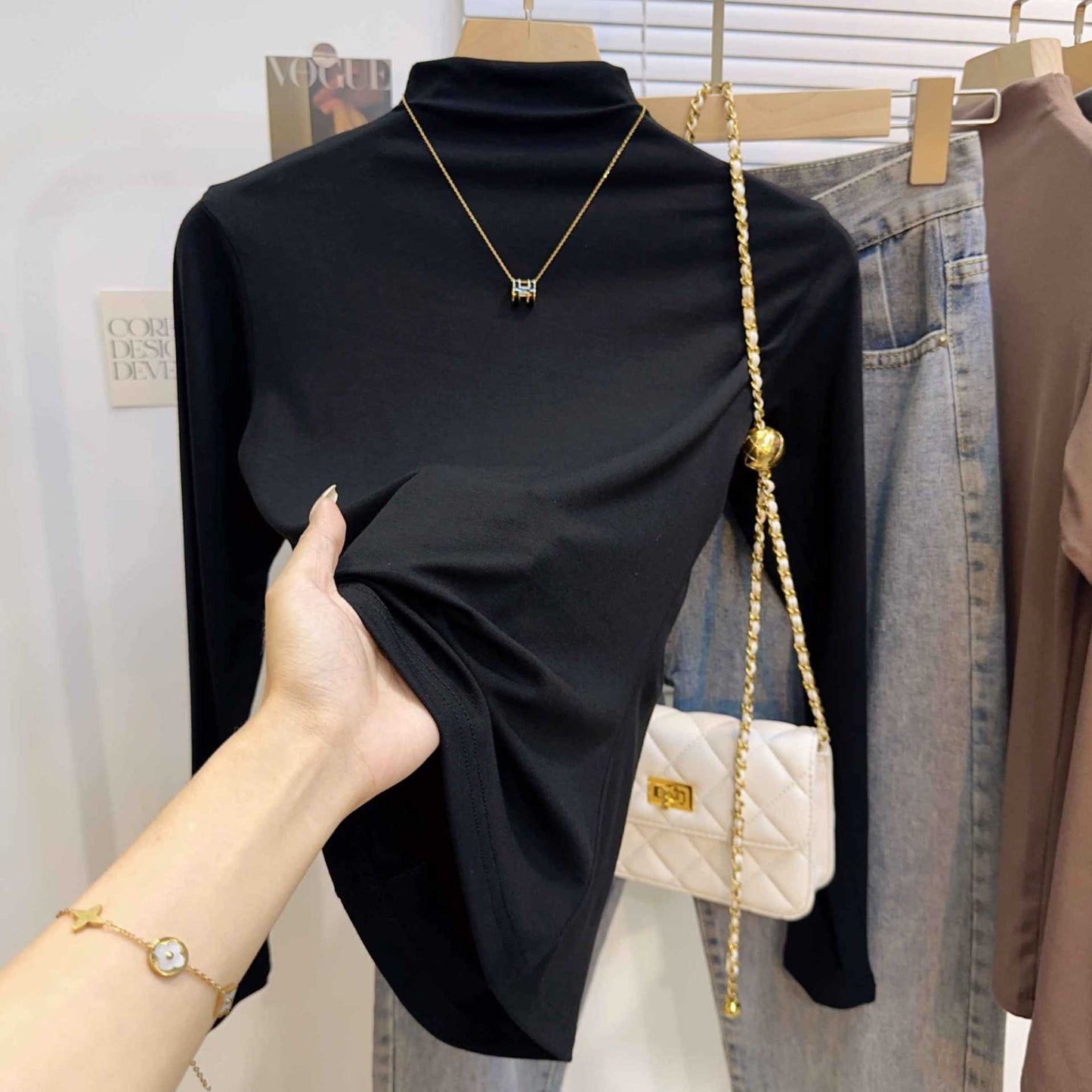 Semi-turtleneck bottoming shirt women's 2025 new autumn and winter inner threaded fashionable foreign style long-sleeved knitted beautiful top