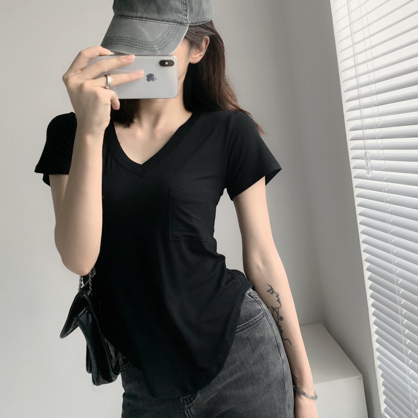 High-quality Modal short-sleeved T-shirt women's 2026 summer new V-neck loose and thin versatile fashion irregular top