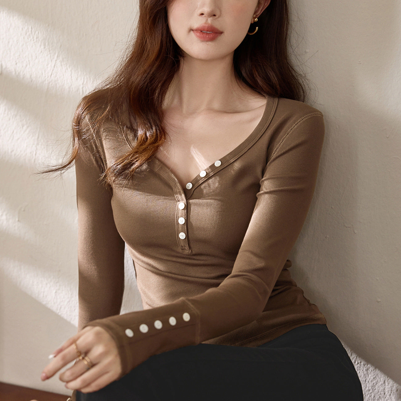 #Ingenuity screening products #American button-down v-neck long-sleeved T-shirt women's pure cotton 2026 autumn new front shoulder top bottoming shirt