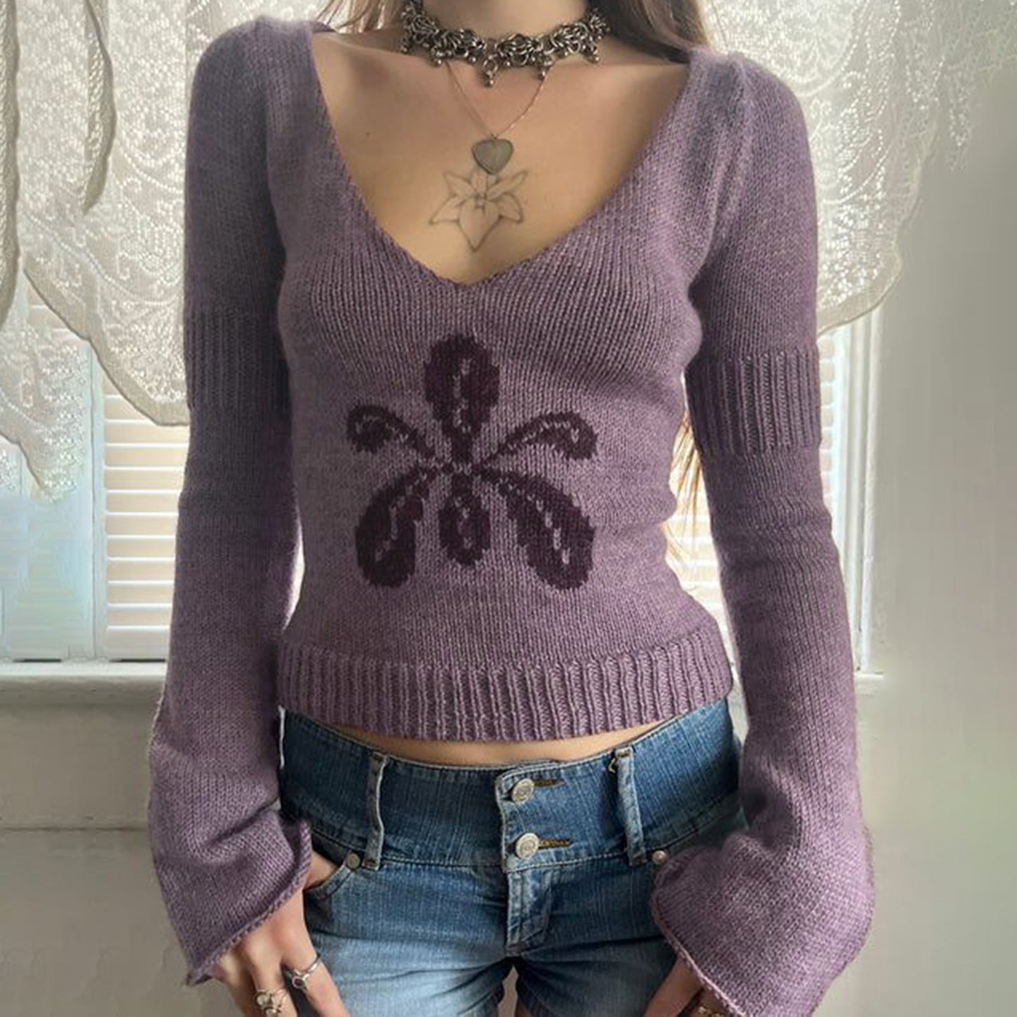 European and American foreign trade flower jacquard pattern V-neck sweater retro autumn fashion temperament casual version long-sleeved sweater