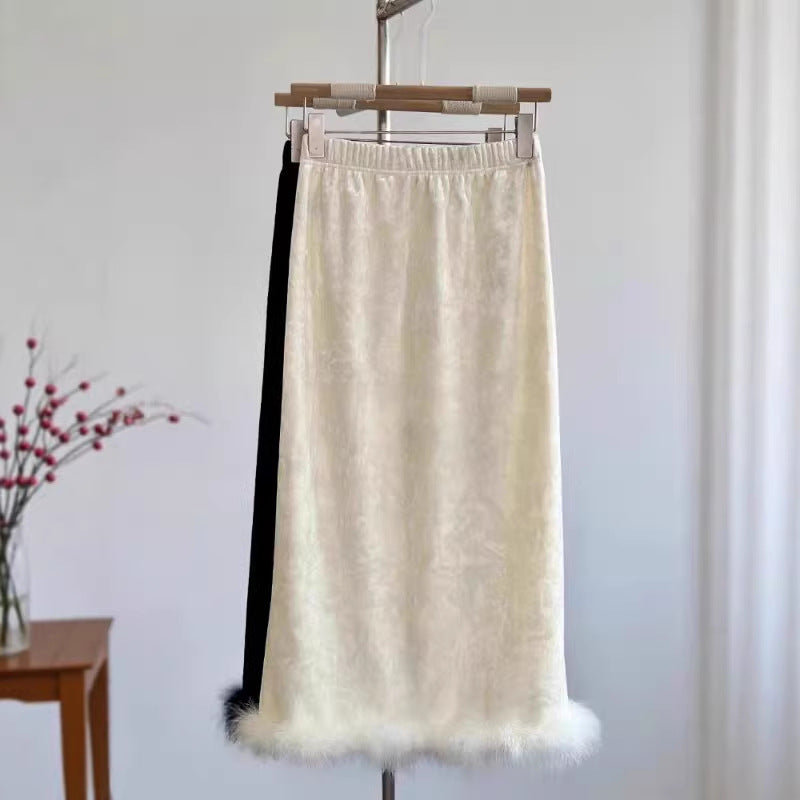 High-end black velvet skirt for women's 2025 autumn and winter new slim-fitting and thin velvet-covered straight hip-wrapped skirt