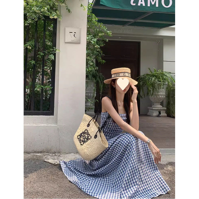 French dopamine high sense and thin Sanya vacation beach skirt temperament waist plaid suspender seaside dress