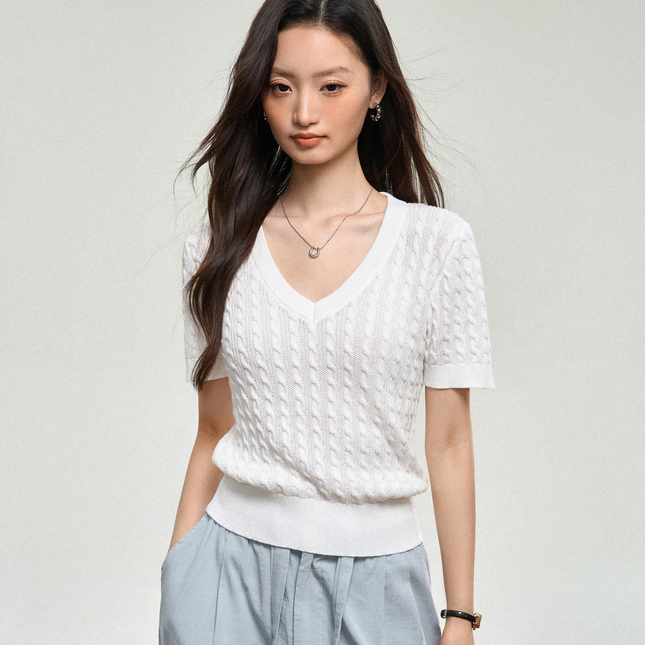 100% cotton and linen knitted sweater V-neck women's summer 2026 new Korean simple loose versatile and thin short-sleeved top
