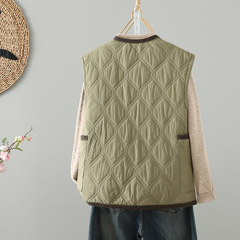 The real shot is the new literary and loose casual big vest women's cotton-padded sleeveless jacket in the winter of 2025.