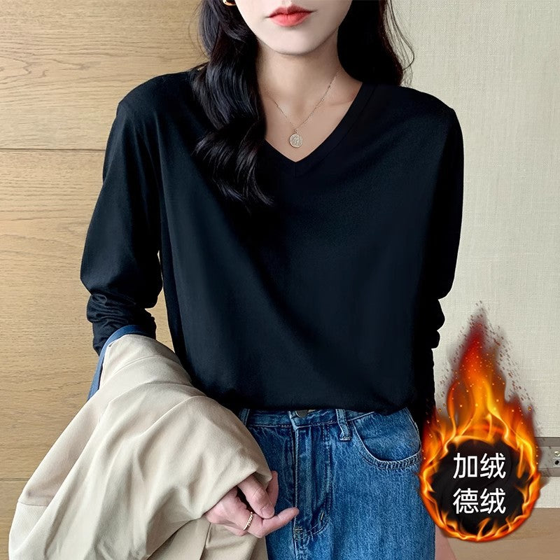 German velvet white bottoming shirt for women with autumn and winter velvet V-neck long-sleeved T-shirt sweater stacked with loose thickened top
