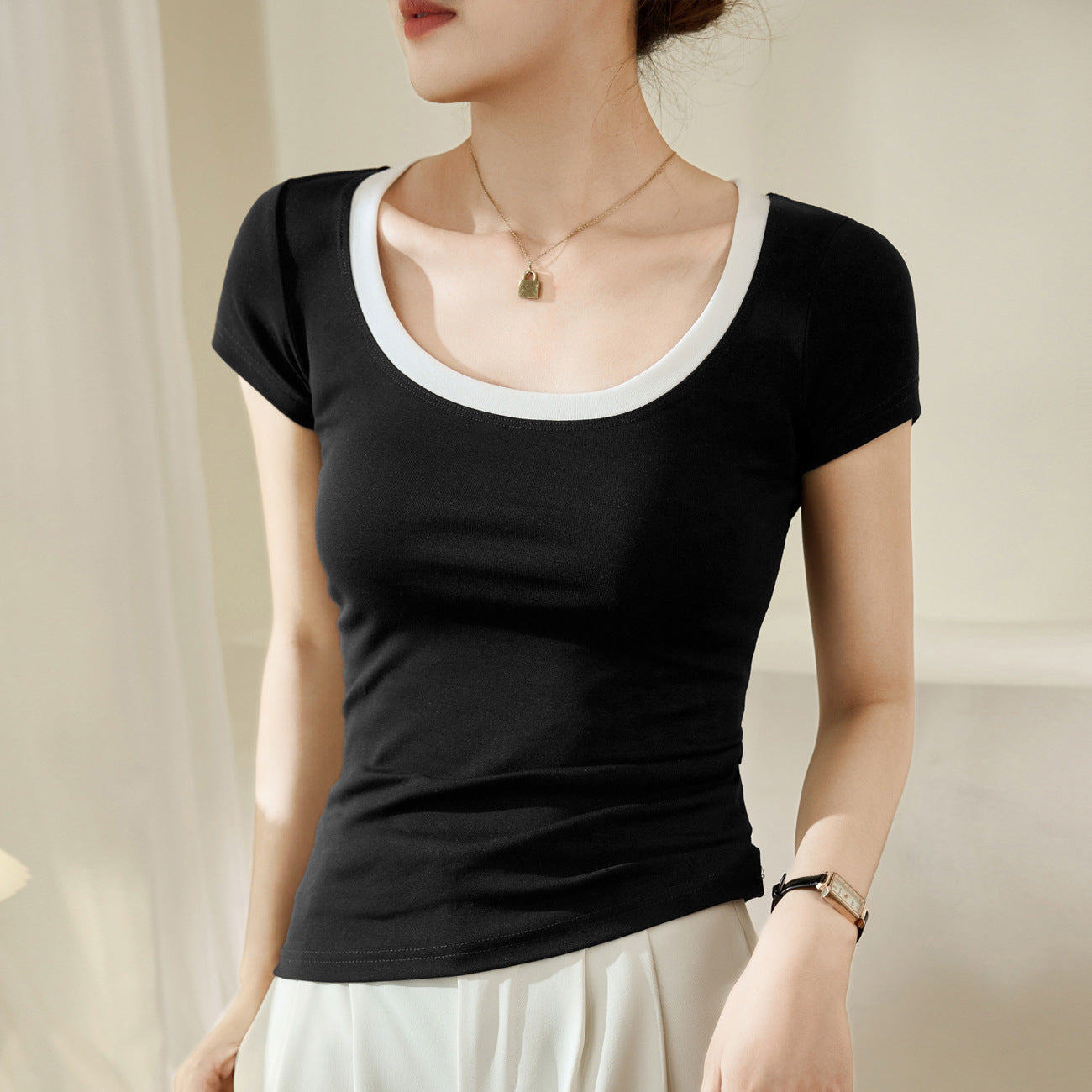 [Use good materials] Contrasting color big U-neck pure cotton T-shirt women's summer sexy 2026 new short-sleeved thin top bottoming shirt