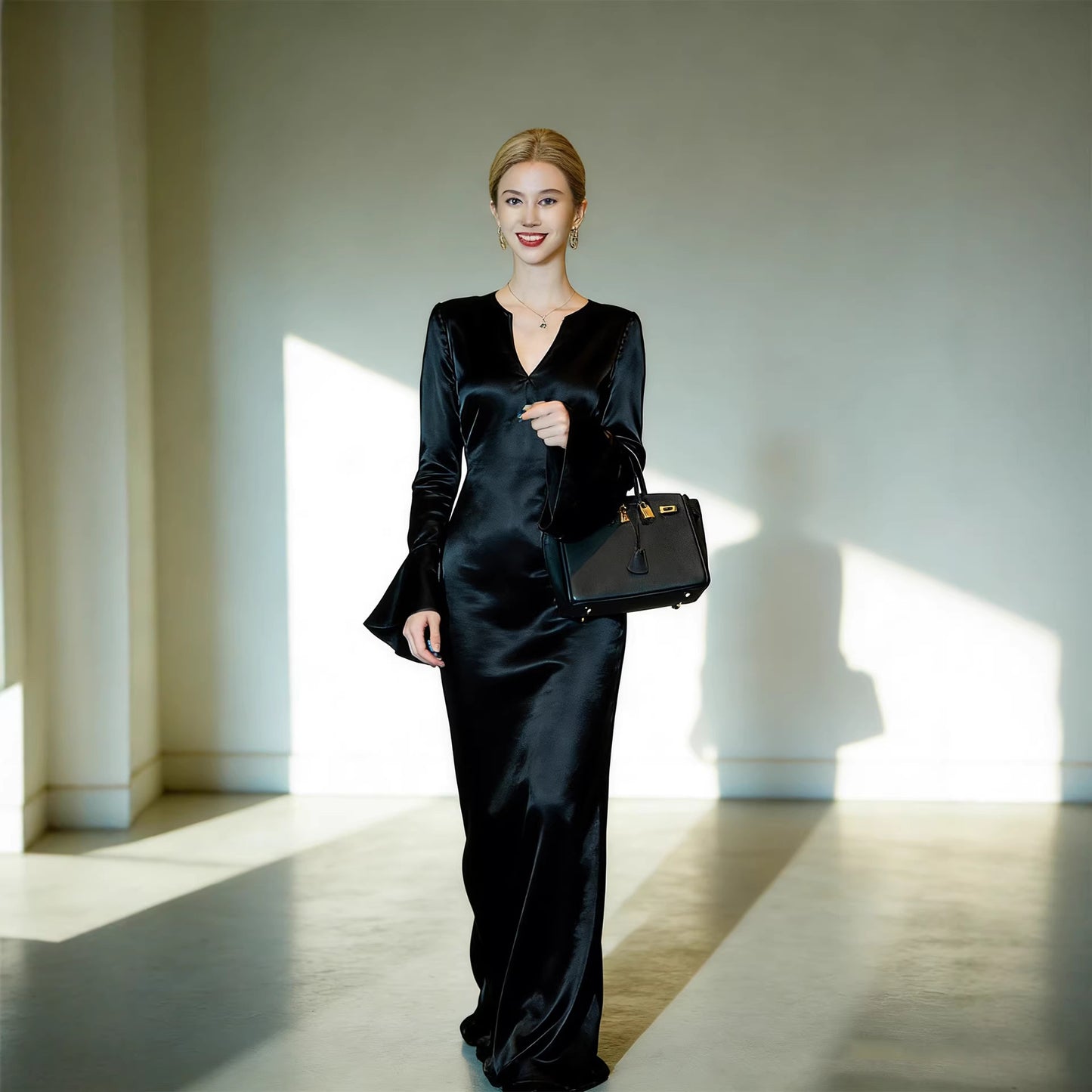 Haute couture imported full acetic acid spring gilt shining design feeling thousand gold feeling V neck thin sister dress dress