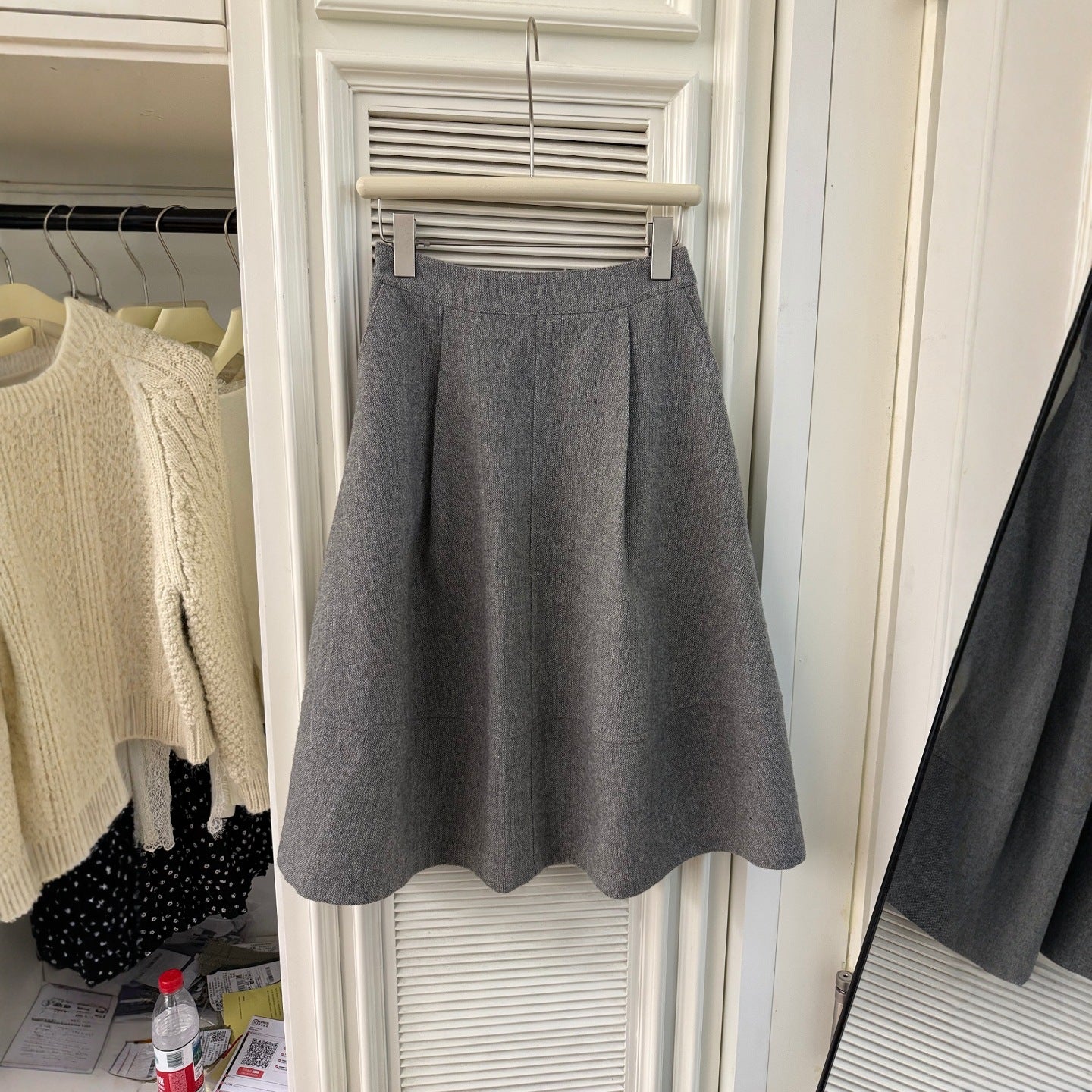 Grey woolen bud skirt women's autumn and winter miu wear with high waist and thin pear-shaped Berkeley skirt