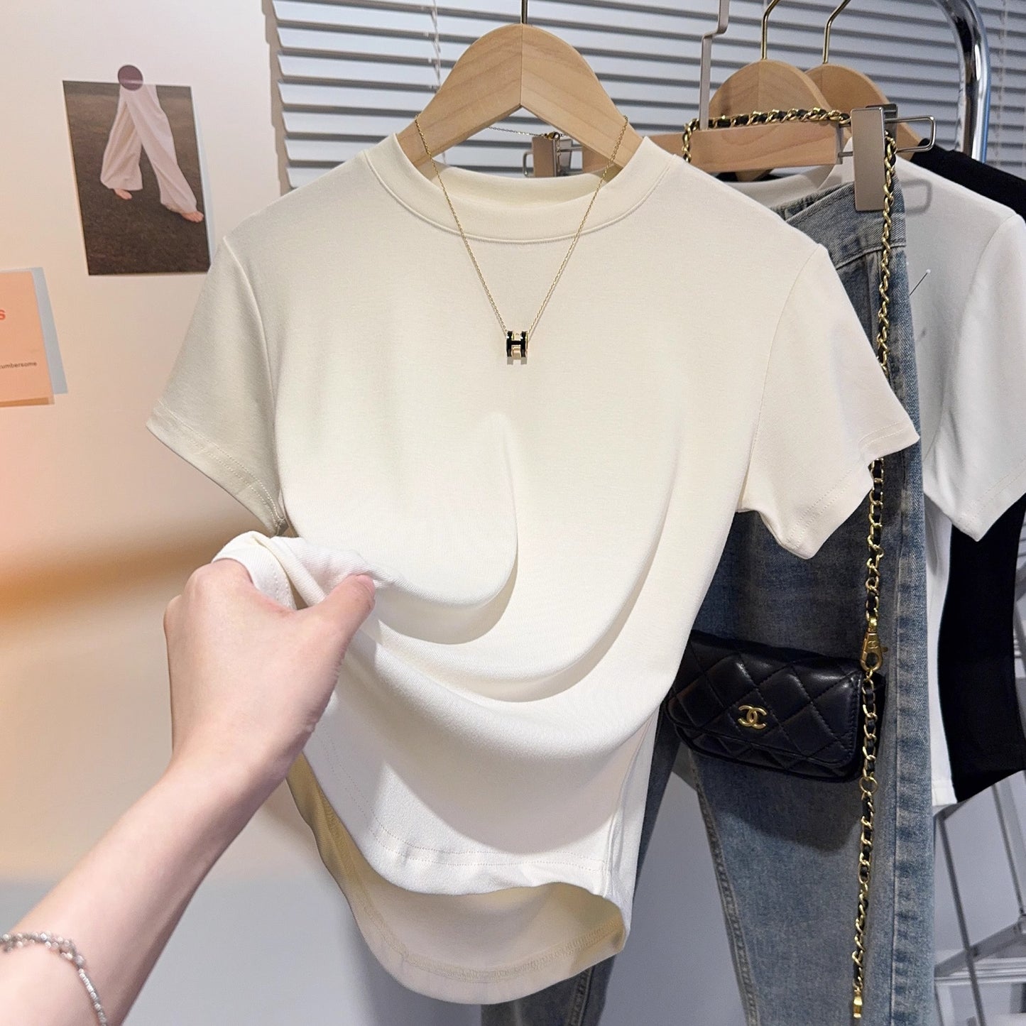 Summer short-sleeved T-shirt women's apricot small stand-up collar front shoulder curved hem slim-fitting American Spice Girl top bottoming shirt tide