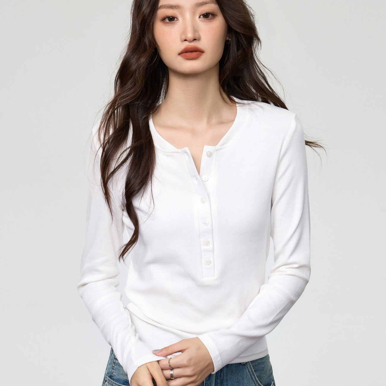 260g优可丝 亨利领气质新款秋装纽扣长袖T恤女修身显瘦上衣打底衫