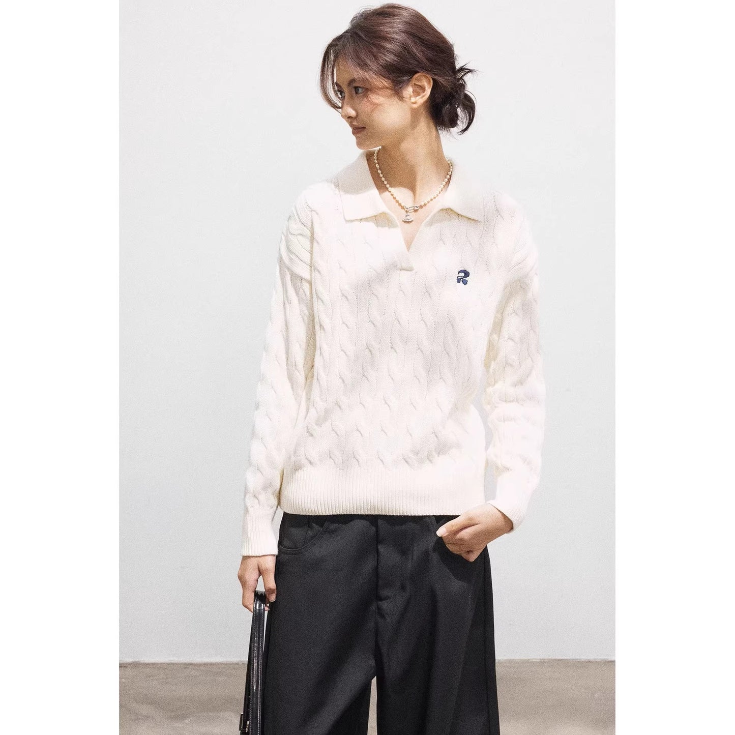 [JOMI] twisted craft lapel embroidered twist sweater women's V-neck casual head cotton knitted top autumn and winter