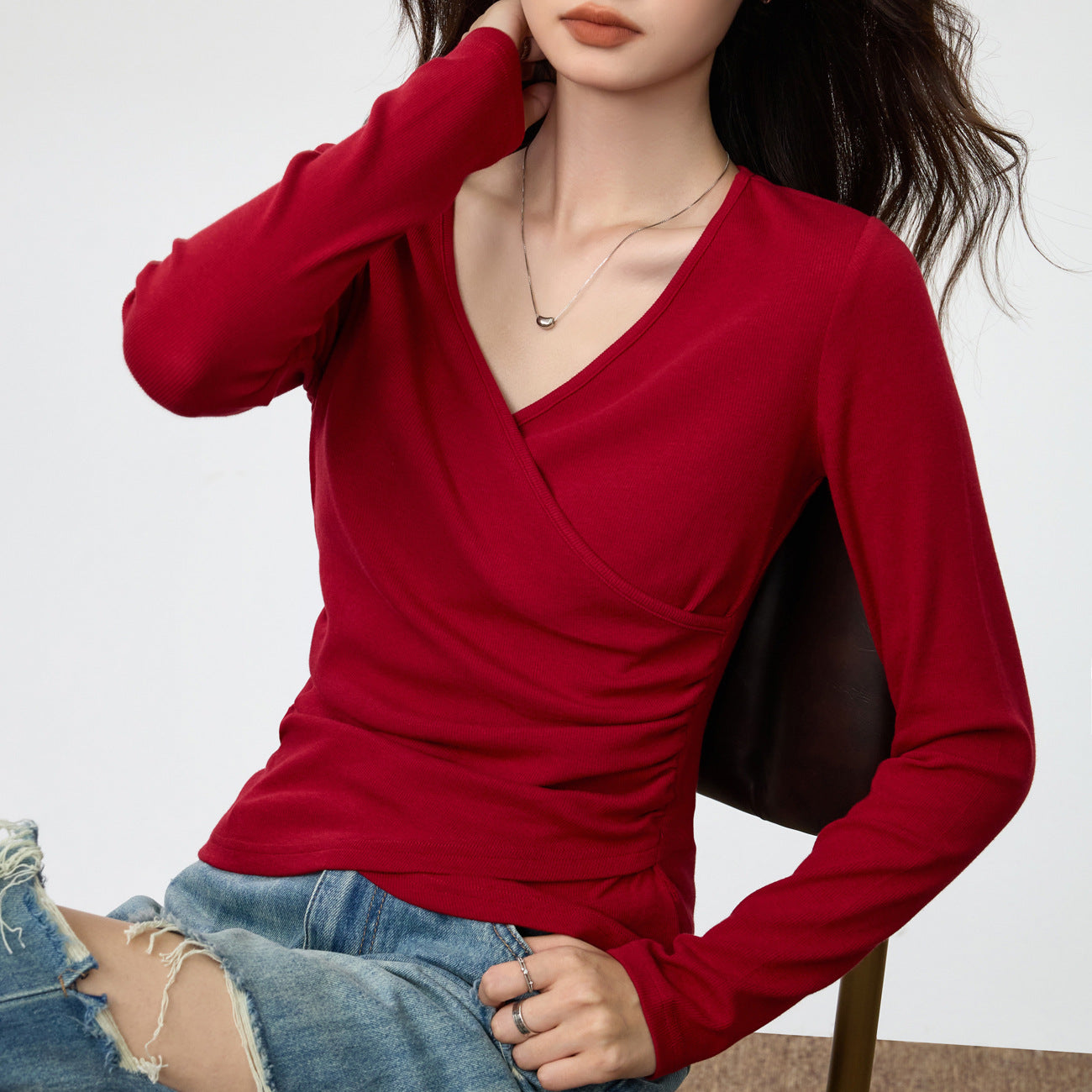 260G Youke silk, high-end design pleated waist, foreign style V-neck front shoulder long-sleeved T-shirt, women's autumn new top