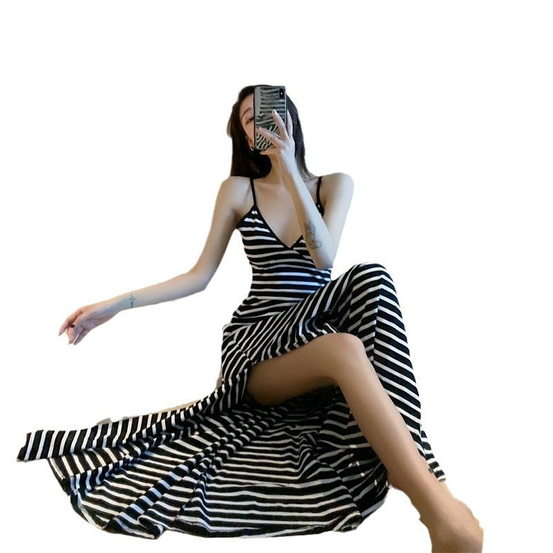 New suspender small black dress sexy gentle v-neck base retro long side split black dress women