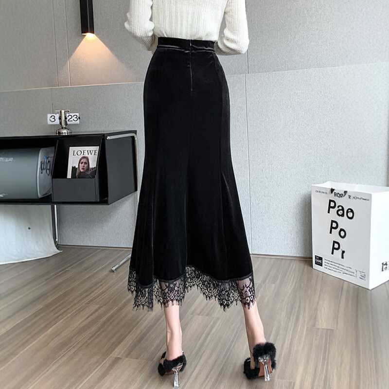 Golden velvet skirt women's 2024 autumn new Korean version of the pendant feeling hip skirt high waist and thin lace fishtail skirt
