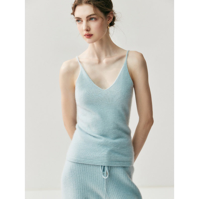 Seamless ready-to-wear! A first-line V-neck cashmere camisole for women with a sleeveless knitted base cardigan underneath