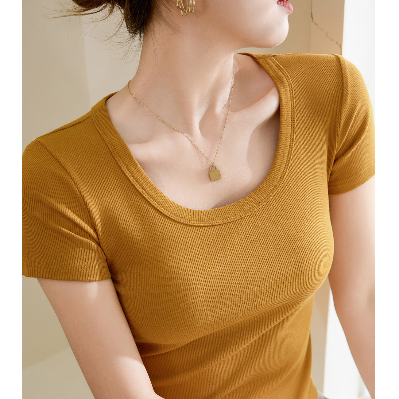 [Use good materials] Curved T-shirt women's short-sleeved 2026 summer new high-elastic threaded cotton short round neck bottoming shirt