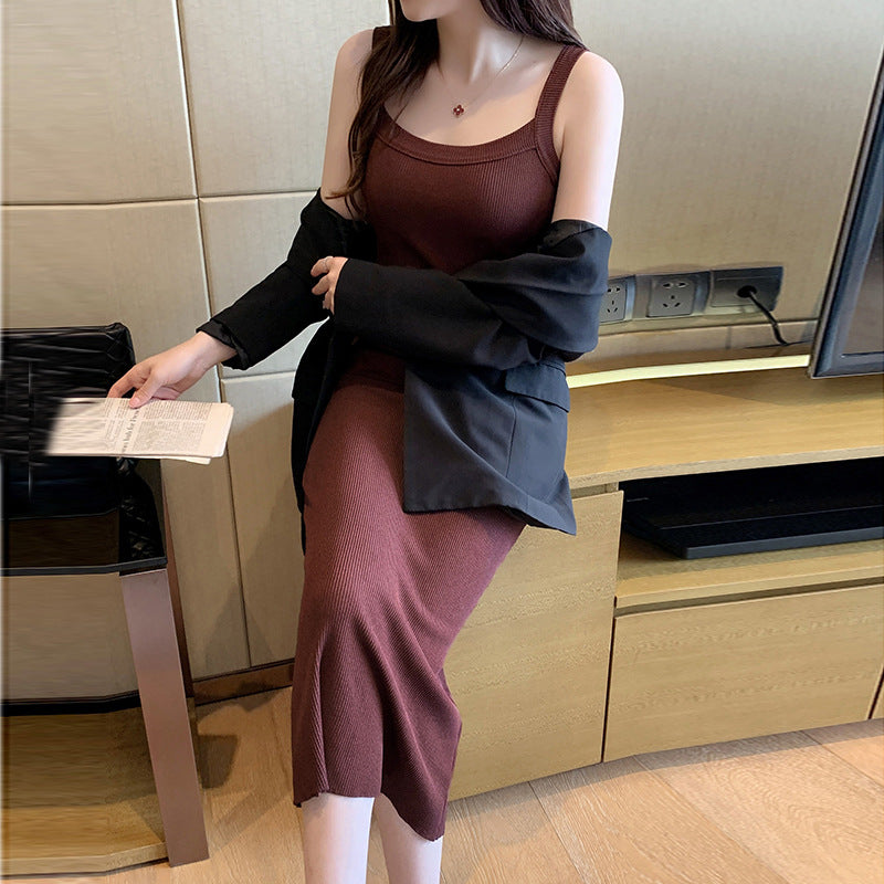 Cover the breasts, wide shoulders, suspender dress, women's summer 2026 new knee vest, long dress, slim and thin, fashionable and versatile